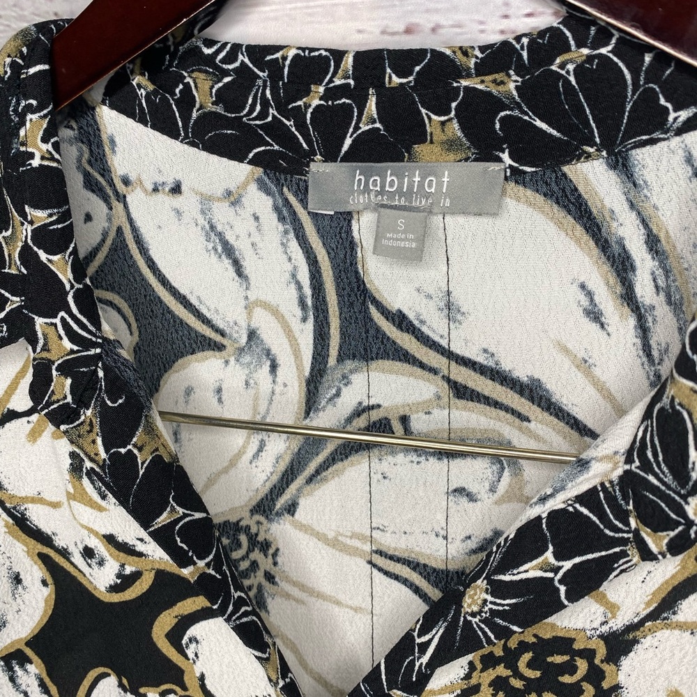 Habitat floral button down. Size S - Picture 2 of 11